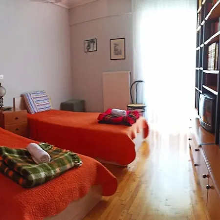 Apartament With Many Books